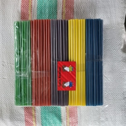 Sedotan Warna Anak Kembar